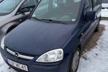 1.4 Benzyna - Zarejestrowany - Klima - 5-cioosobowy